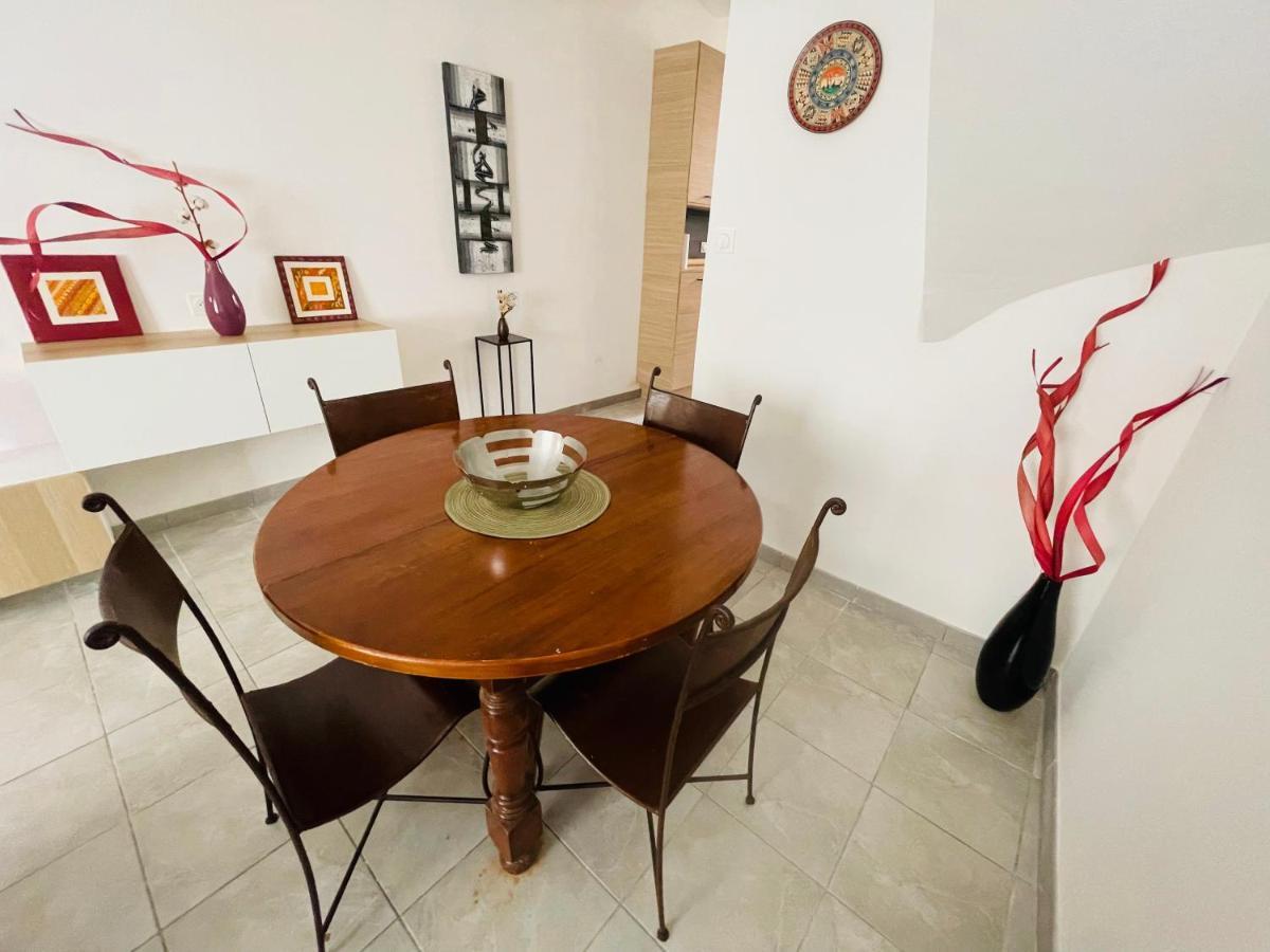 Refuge Des Lys Villa Gallargues-le-Montueux Dış mekan fotoğraf